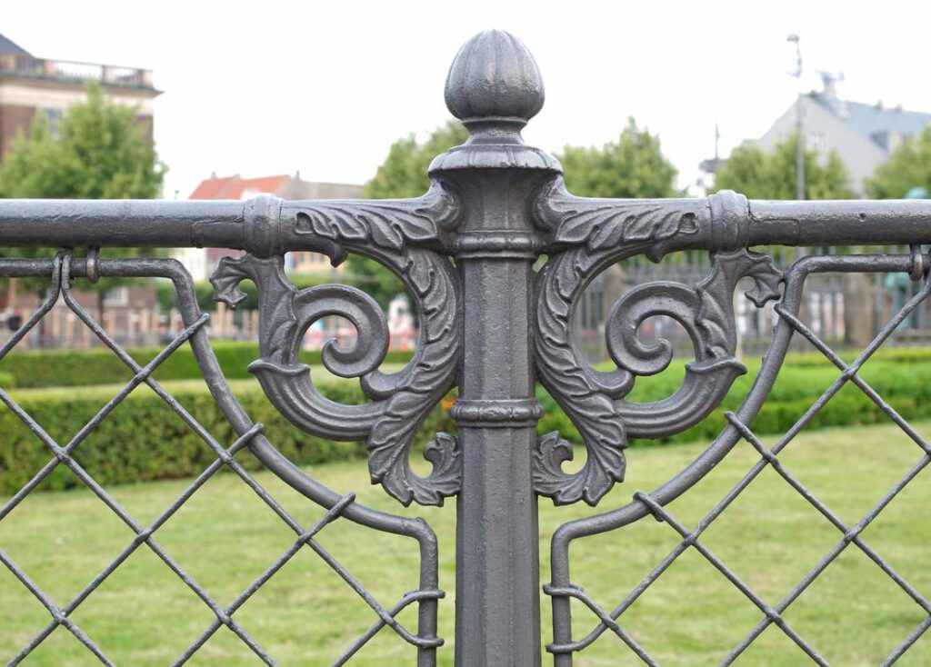 cypress-fence-pros-iron-and-aluminum-2_orig